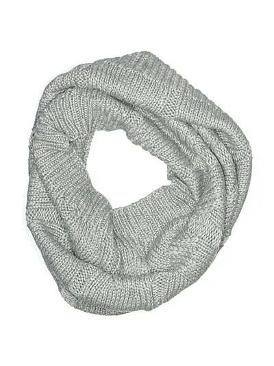 Pre-owned Victorinox Scarf In Gray