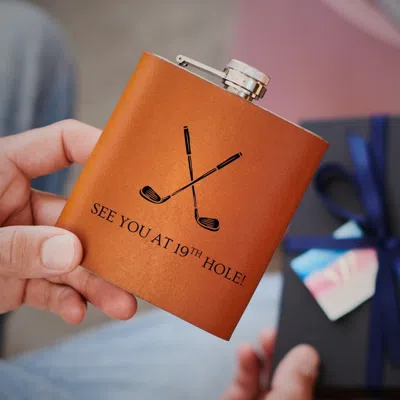 Vida Vida Brown Hip Flask With Leather Cover - Golf Design