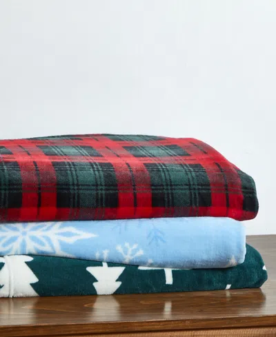 Videri Home Closeout!  Plush Throw, 50" X 60", Exclusively At Macy's In Red And Green Plaid