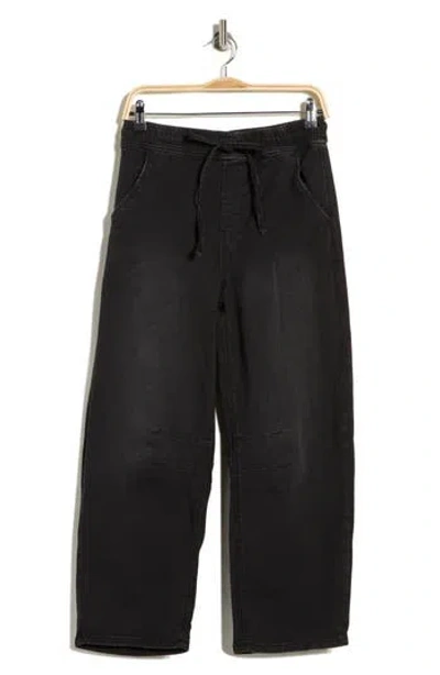 Vigoss Barrel Leg Jeans In Black