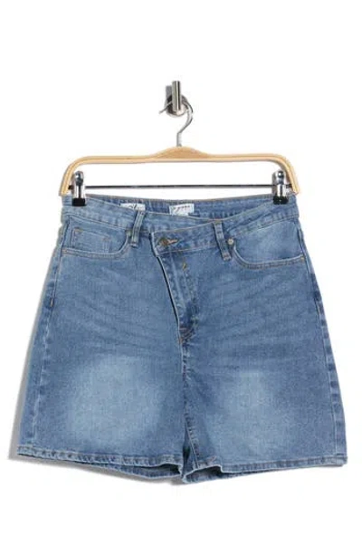 Vigoss Crossover Waist Bermuda Shorts In Blue