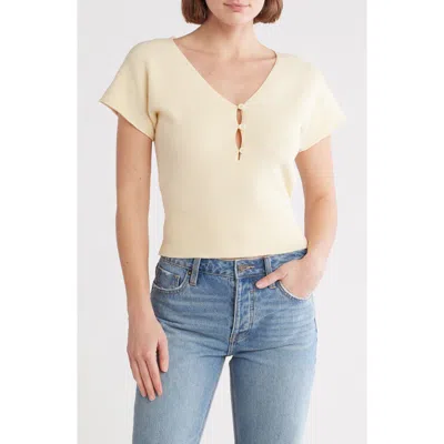 Vigoss Short Sleeve Sweater In Creme