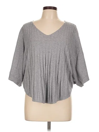 Pre-owned Vila Milano 3/4 Sleeve Top Gray V-neck Tops