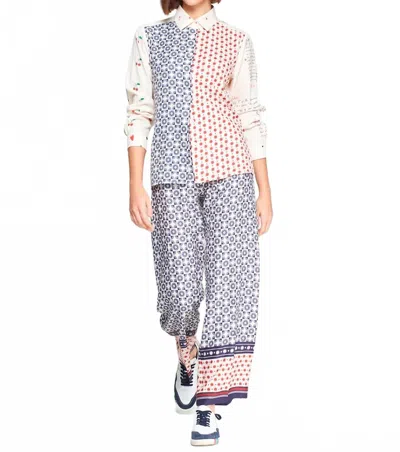 Vilagallo Love Letter Pants In Multicolor In Blue