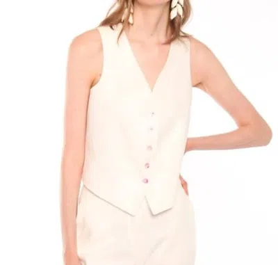 Vilagallo Taylor Linen Waistcoat In White In Beige