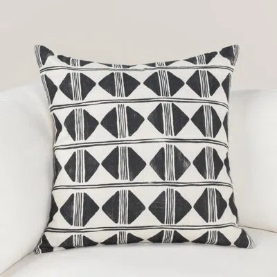 Villa By Classic Home Nubia Rustic Geometric Linen Blend Round Throw Pillow In Black;white