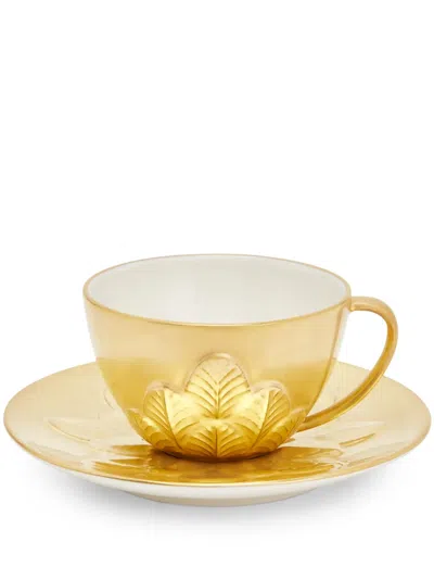 Villari Peacock Tea Cup And Saucer Set In Gold