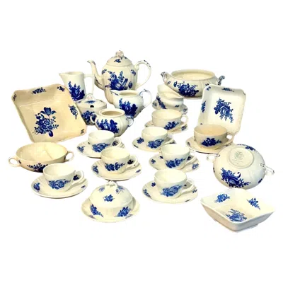 Pre-owned Villeroy & Boch Blue And White Faience Dinnerware Service, 29 Pieces
