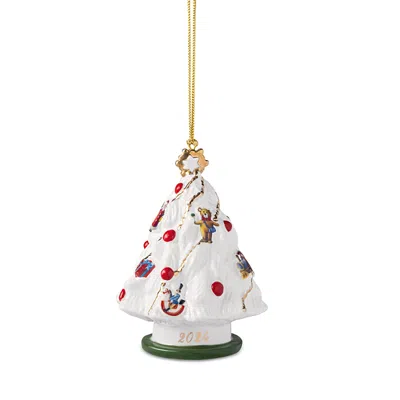Villeroy & Boch Christmas Classics Ornament: Christmas Tree In Multi