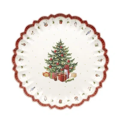 Villeroy & Boch Toy's Delight 153.25 oz Serving Bowl In White;green;red