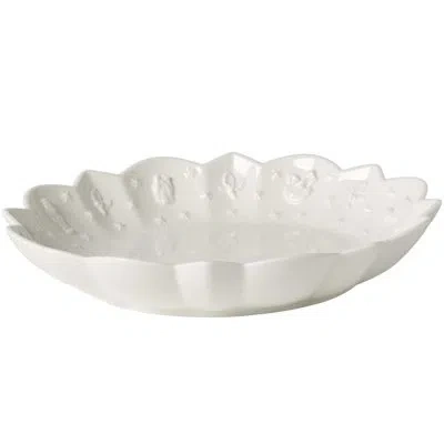 Villeroy & Boch Toys Delight Royal Classic Small Serving Bowl In White