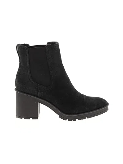 Pre-owned Vince Ankle Boots In Black