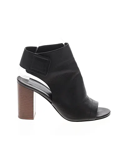 Pre-owned Vince Ankle Boots In Black