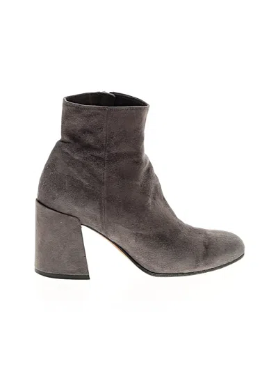 Pre-owned Vince Ankle Boots In Gray