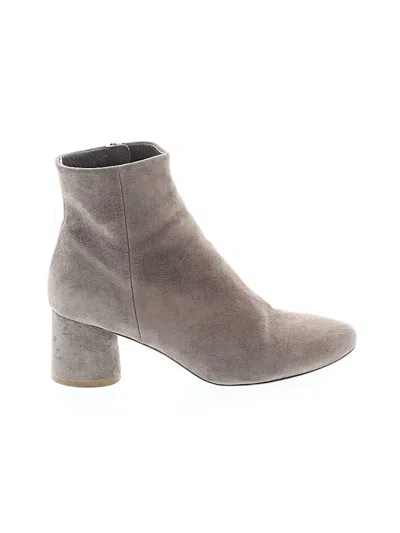Pre-owned Vince Ankle Boots In Gray