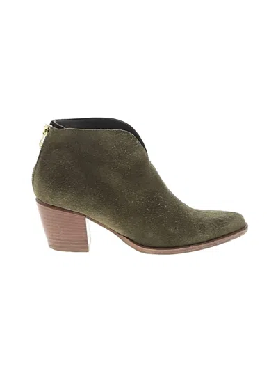 Pre-owned Vince Ankle Boots In Green