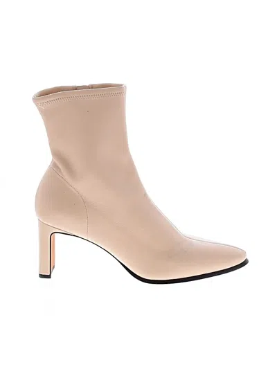 Pre-owned Vince Ankle Boots In Ivory