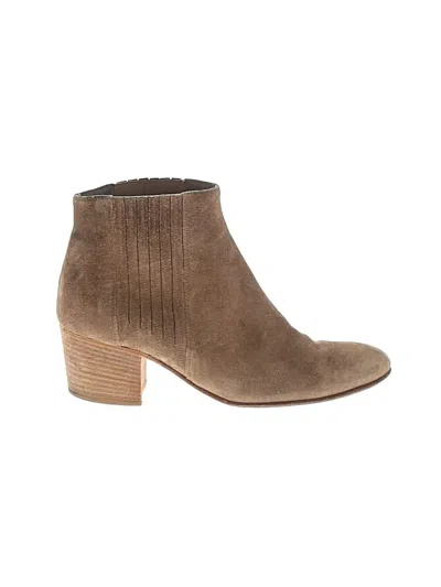 Pre-owned Vince Ankle Boots In Tan