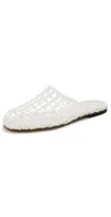 Vince Barcelona Jelly Slides In Clear