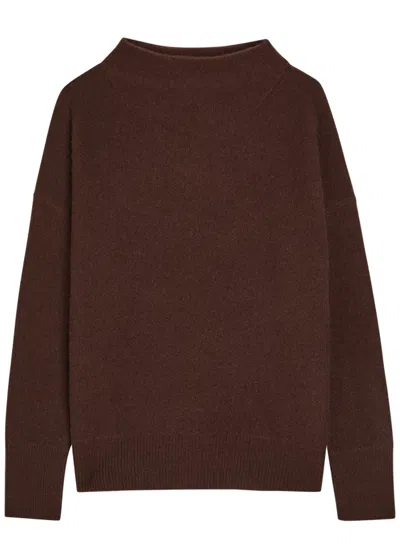 Vince Brushed Cashmere Jumper In Brown