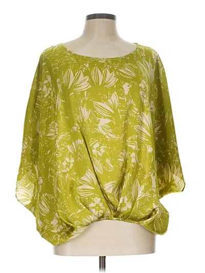 Pre-owned Vince Camuto 3/4 Sleeve T-shirt In Green