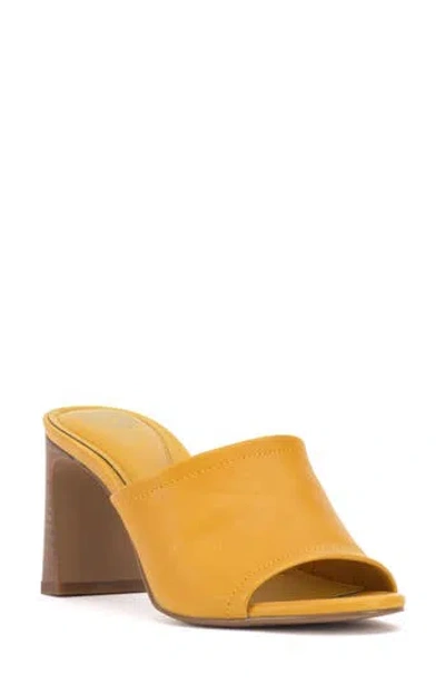 Vince Camuto Alyysa Slide Sandal In Golden Sun