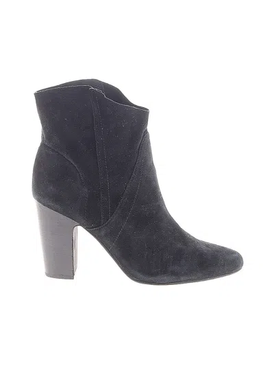 Pre-owned Vince Camuto Ankle Boots In Black