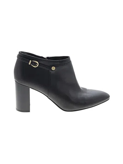 Pre-owned Vince Camuto Ankle Boots In Black