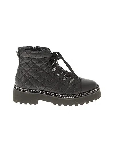 Pre-owned Vince Camuto Ankle Boots In Black