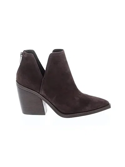 Pre-owned Vince Camuto Ankle Boots In Brown
