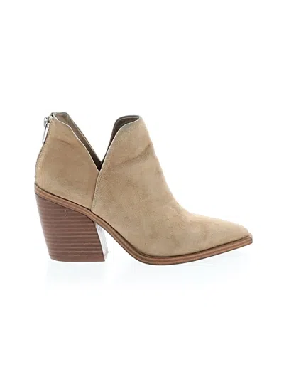 Pre-owned Vince Camuto Ankle Boots In Brown