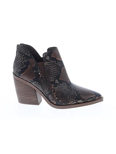 Pre-owned Vince Camuto Ankle Boots In Brown
