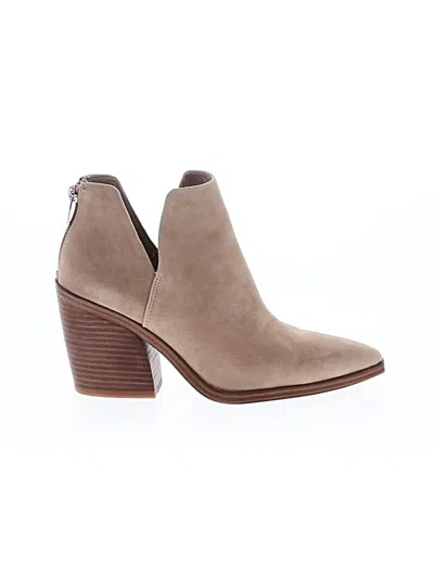 Pre-owned Vince Camuto Ankle Boots In Brown