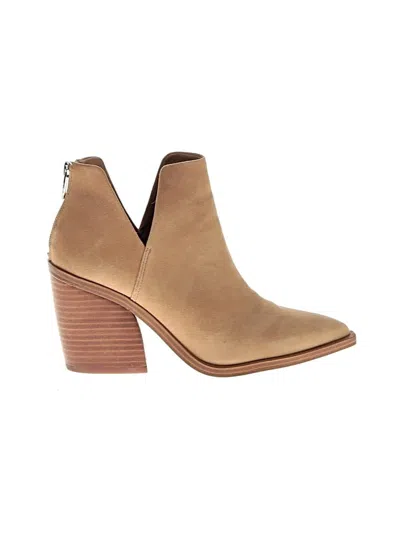 Pre-owned Vince Camuto Ankle Boots In Brown