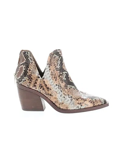 Pre-owned Vince Camuto Ankle Boots In Brown