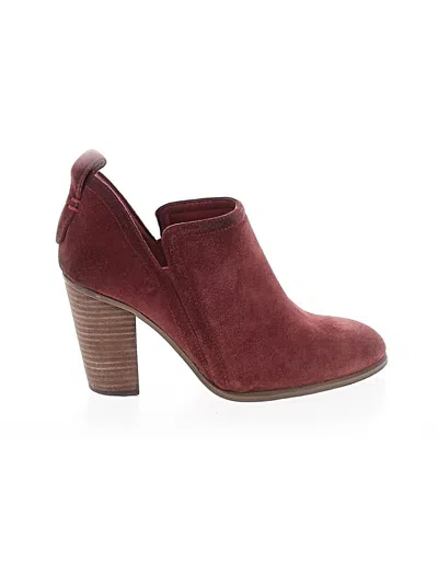 Pre-owned Vince Camuto Ankle Boots In Burgundy