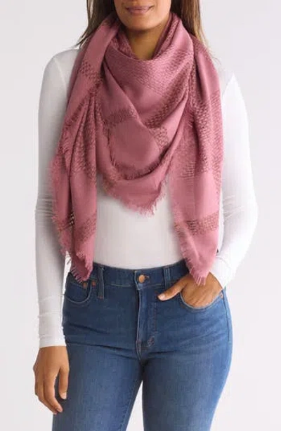 Vince Camuto Basketweave Scarf In Dusty Rose