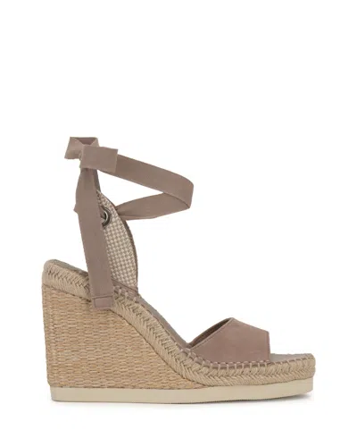 VINCE CAMUTO BENDSEN WEDGE SANDAL