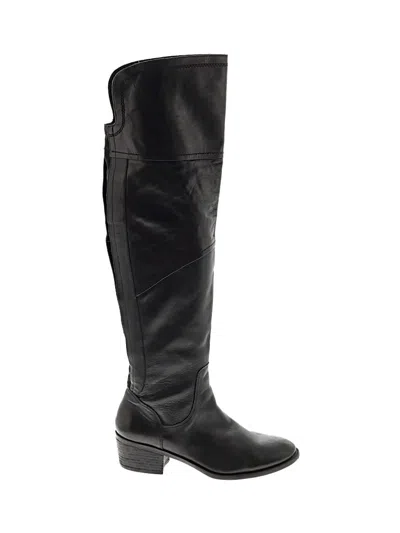 Pre-owned Vince Camuto Boots In Black