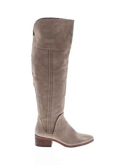 Pre-owned Vince Camuto Boots In Gray