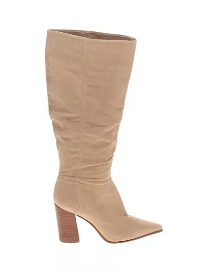 Pre-owned Vince Camuto Boots In Tan