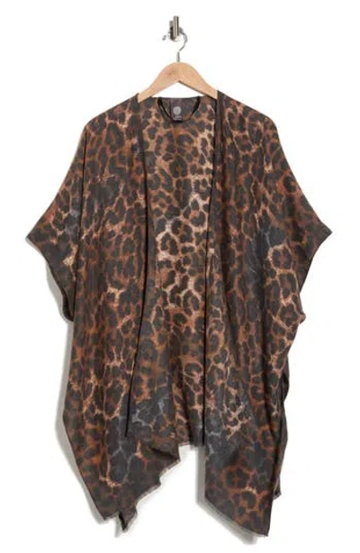Vince Camuto Brushstroke Leopard Topper In Animal Print