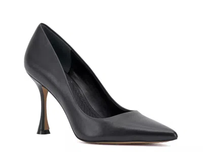 Vince Camuto Cadie Pump In Black Leather