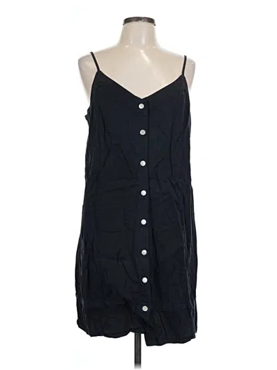 Pre-owned Vince Camuto Casual Dress In Black