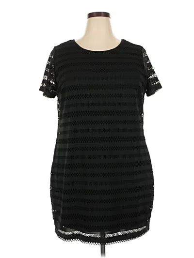 Pre-owned Vince Camuto Casual Dress In Black