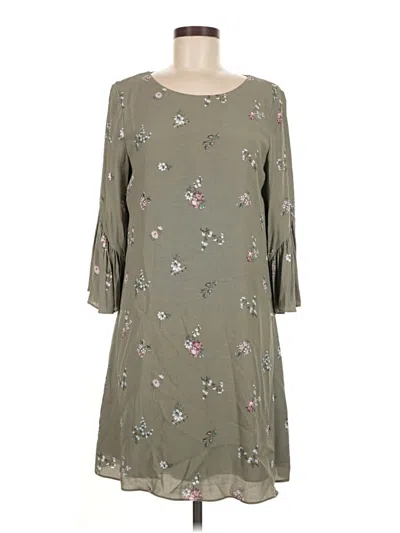 Pre-owned Vince Camuto Casual Dress In Gray