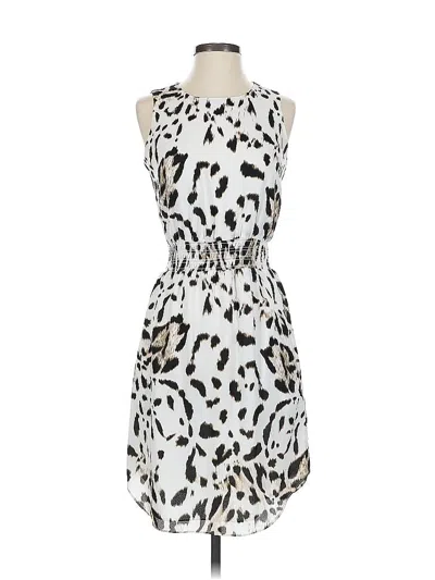 Pre-owned Vince Camuto Casual Dress In White