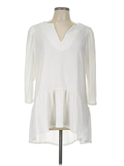 Pre-owned Vince Camuto Casual Dress In White