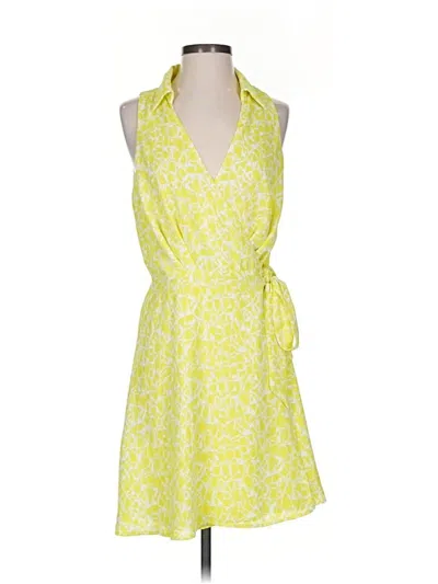 Pre-owned Vince Camuto Casual Dress In Yellow
