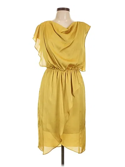 Pre-owned Vince Camuto Casual Dress In Yellow